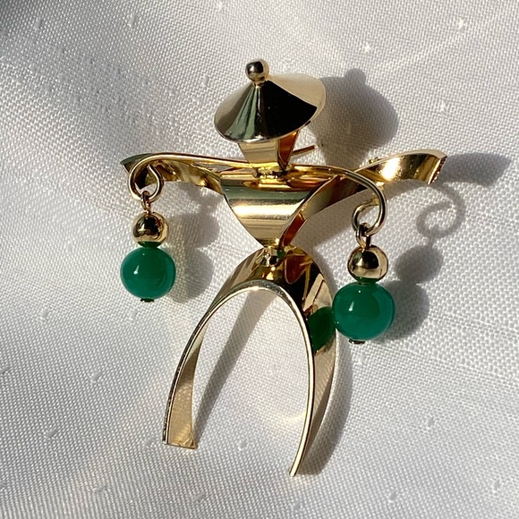 Abstract Figure Asian Influence Gold Tone Pendant Brooch Pin - Picture 9 of 14